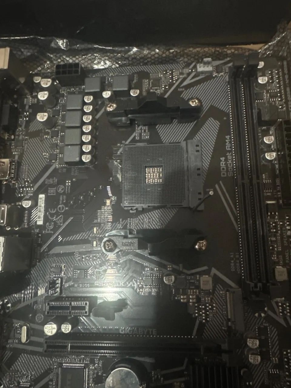 PLACA A520 GIGABYTE na GARANTIA - Foto 2
