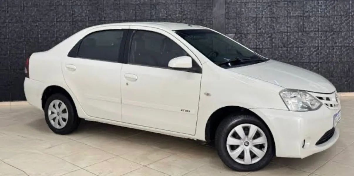 Toyota Etios 2015