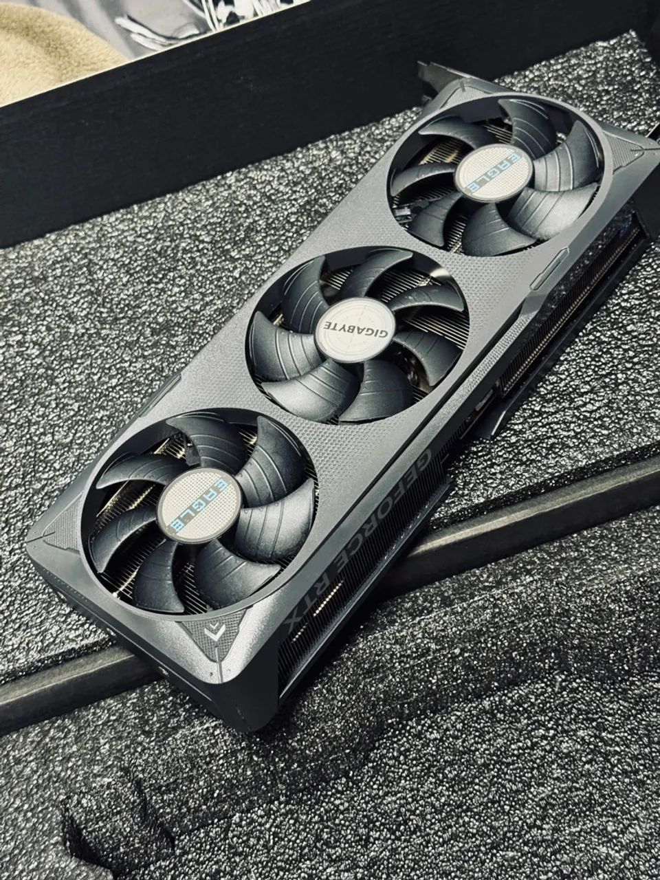 RTX 5070 EAGLE 12gb