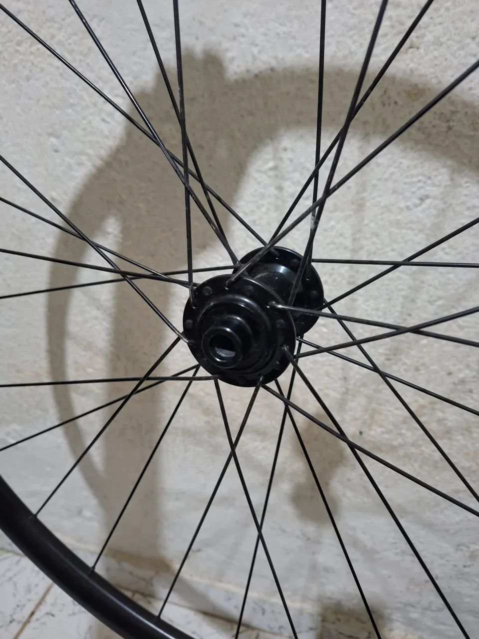 Par de aros importados MADDUX  - Foto 4