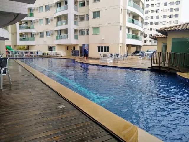 Apartamento MOBILIADO de 2 quartos com suíte, varanda e vaga - Centro - Itaboraí/RJ