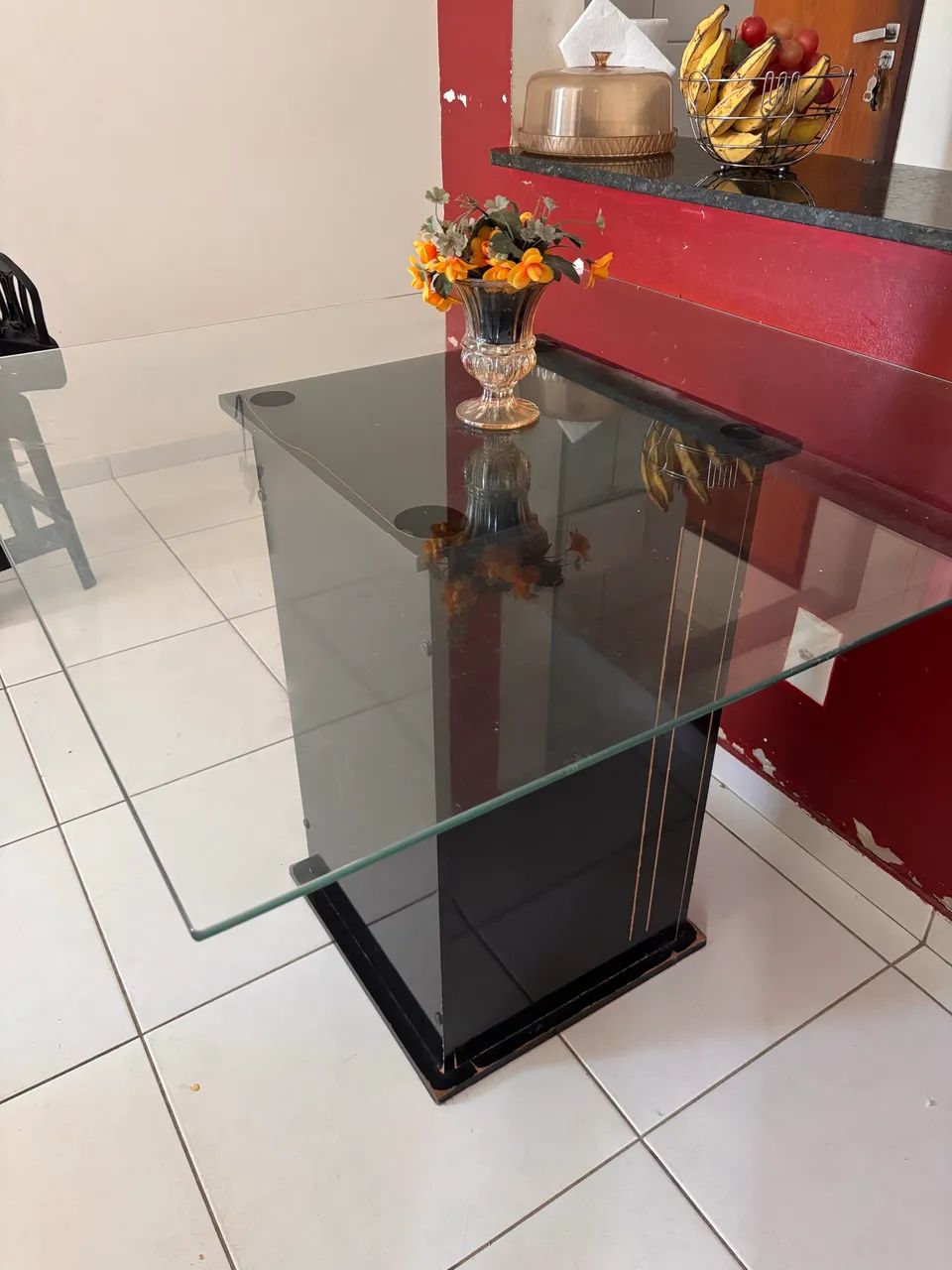 Mesa de Vidro - (não acompanha as cadeiras)