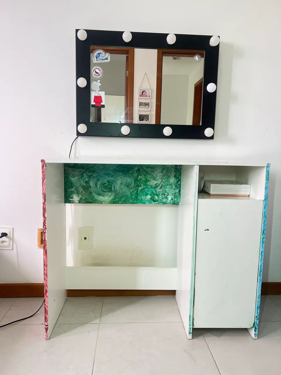 Espelho de maquiagem e Mesa  - Foto 2