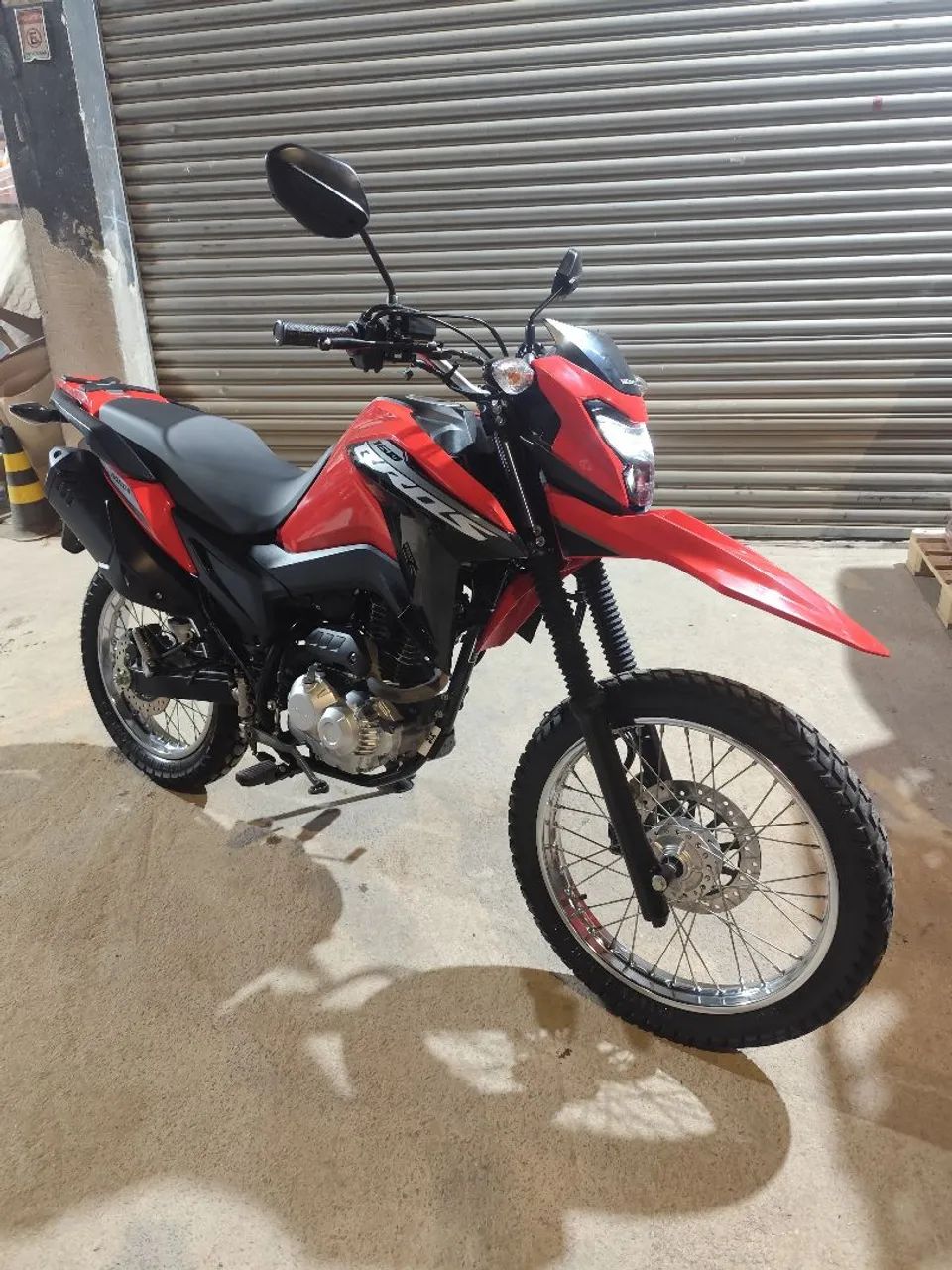 Bros 160