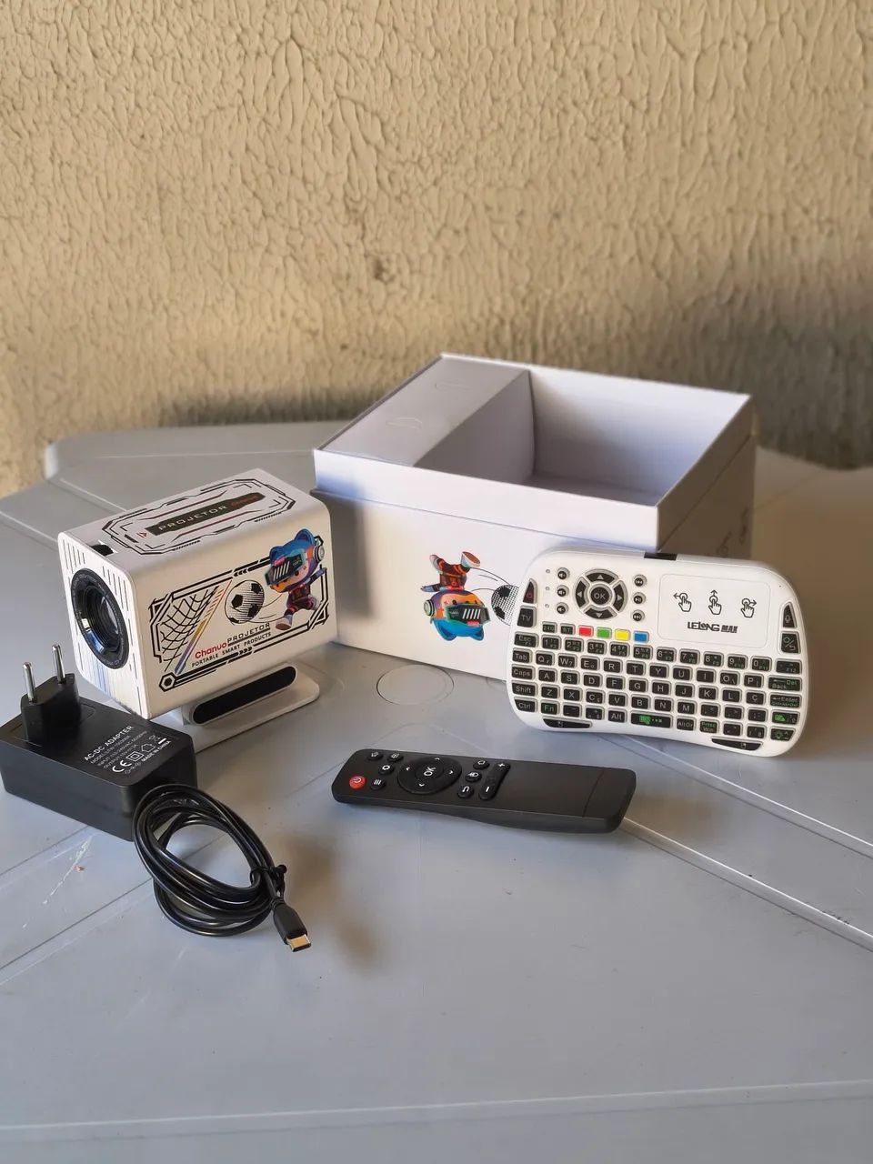 Mini Projetor Portátil 4K - Foto 3