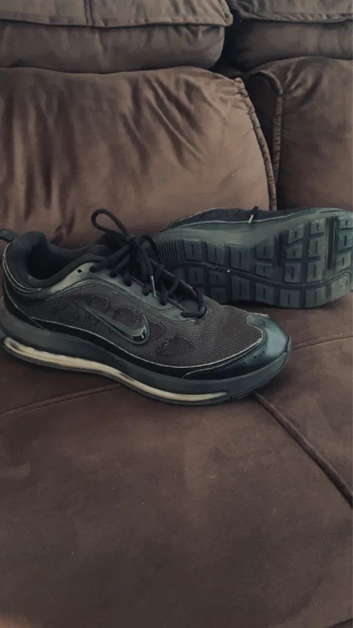Tênis Nike Air Max AP 40