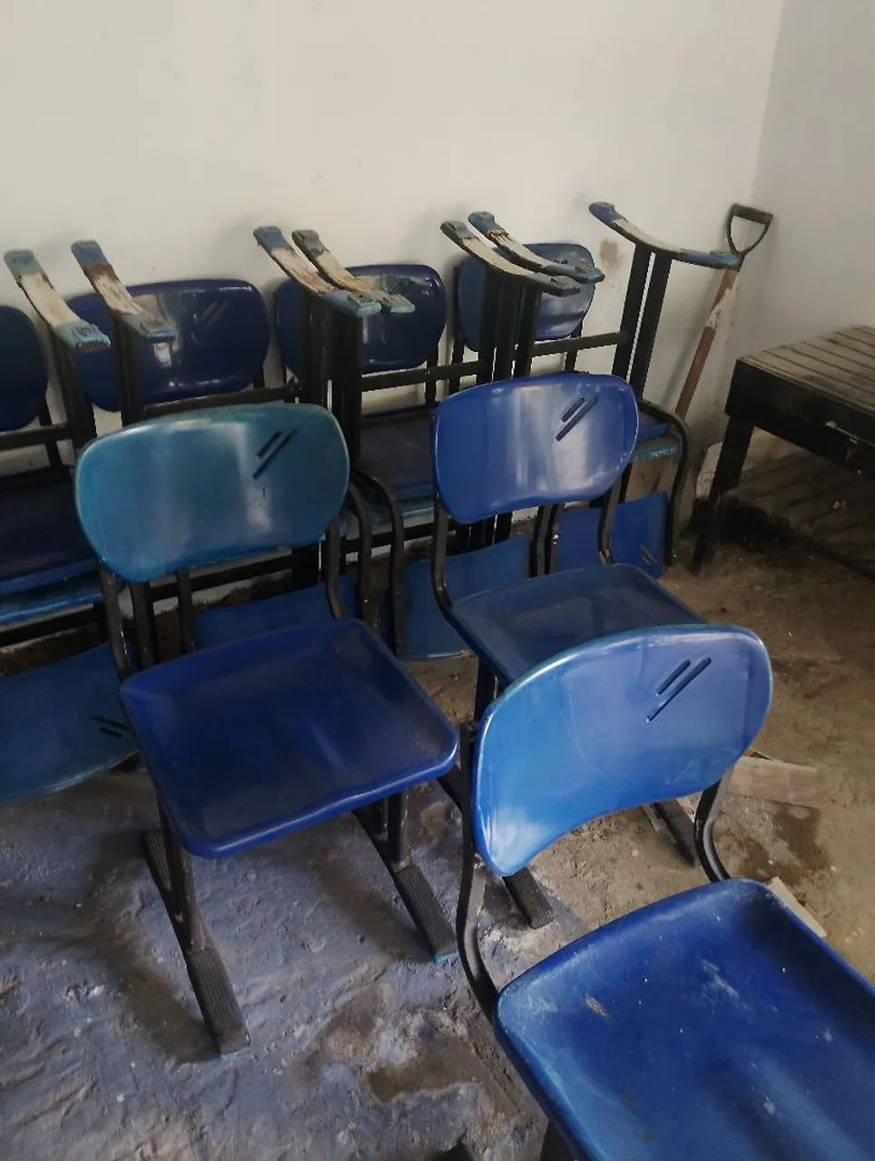 Vendo cadeiras barato 