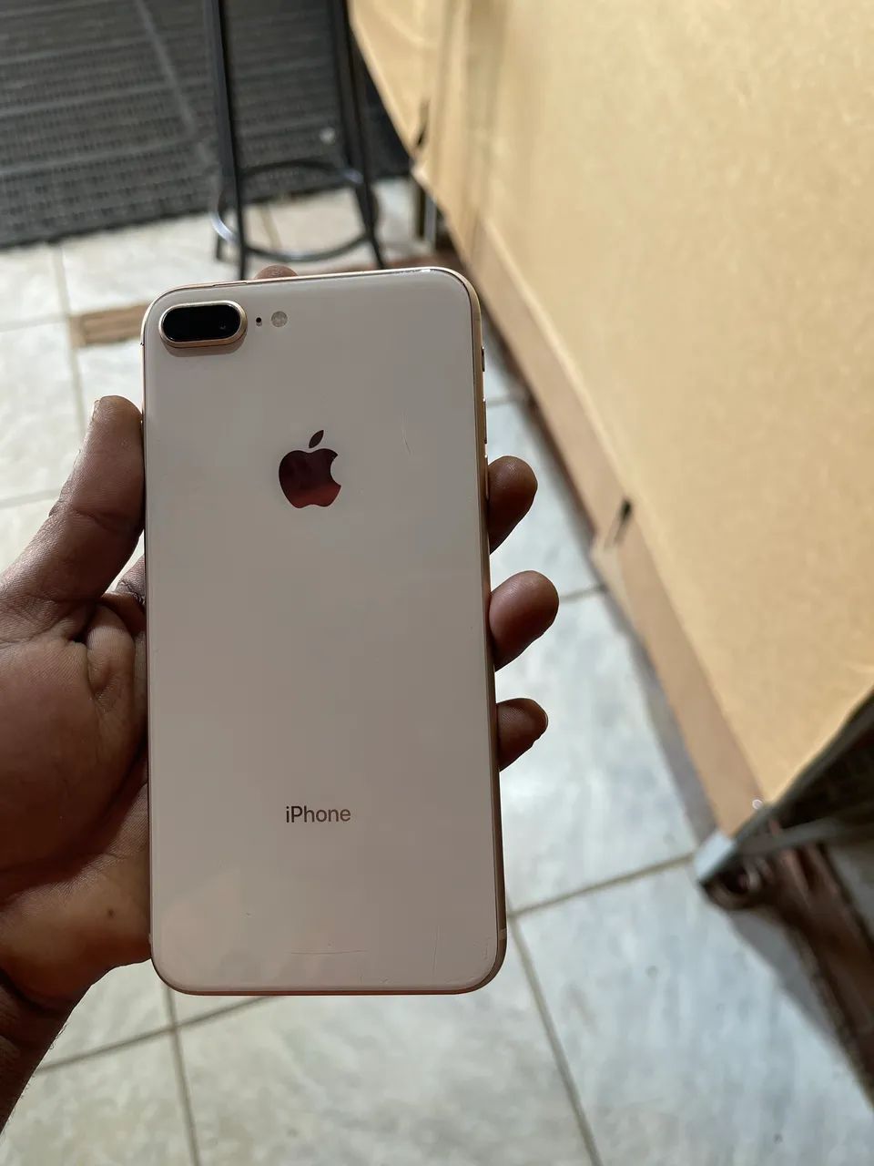 IPHONE 8 PLUS  - Foto 4