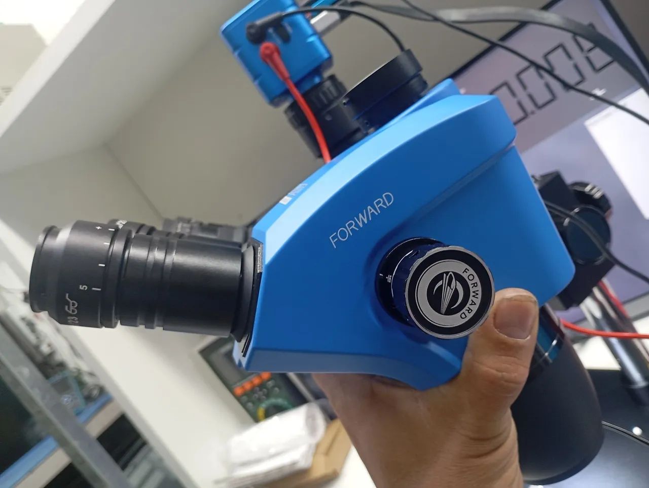 Microscópio 65x6. 5 - Foto 2