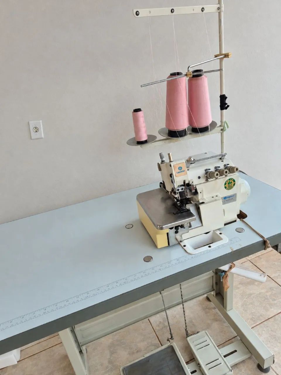 Overlock  - Foto 2