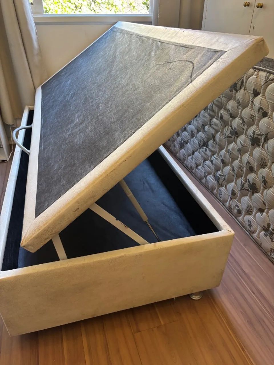 Cama de solteiro baú + colchão  - Foto 4