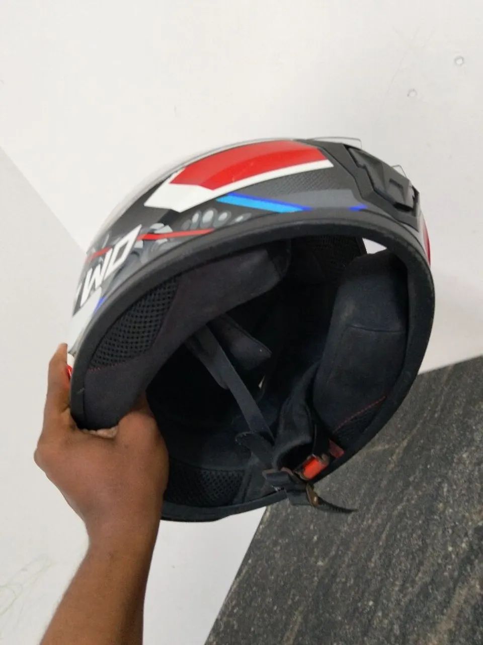 Capacete, TWO e Ótimo estado  - Foto 4