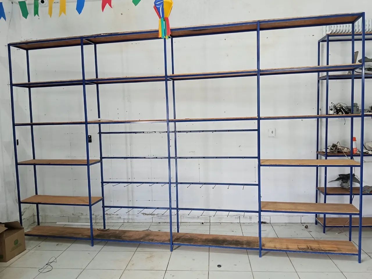 Prateleiras usadas  - Foto 3