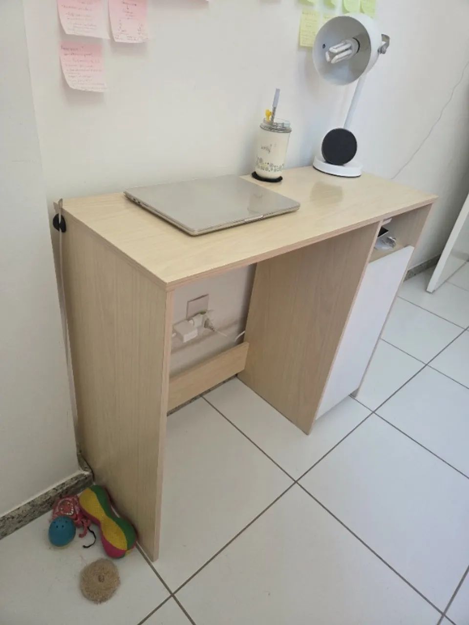 Escrivaninha Compacta 1 Porta e 1 Nicho Carvalho Claro e Branco 91cm - Foto 3