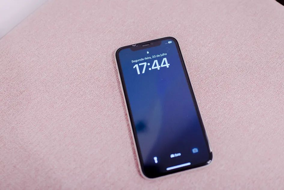 iPhone 11 64gb branco  - Foto 3