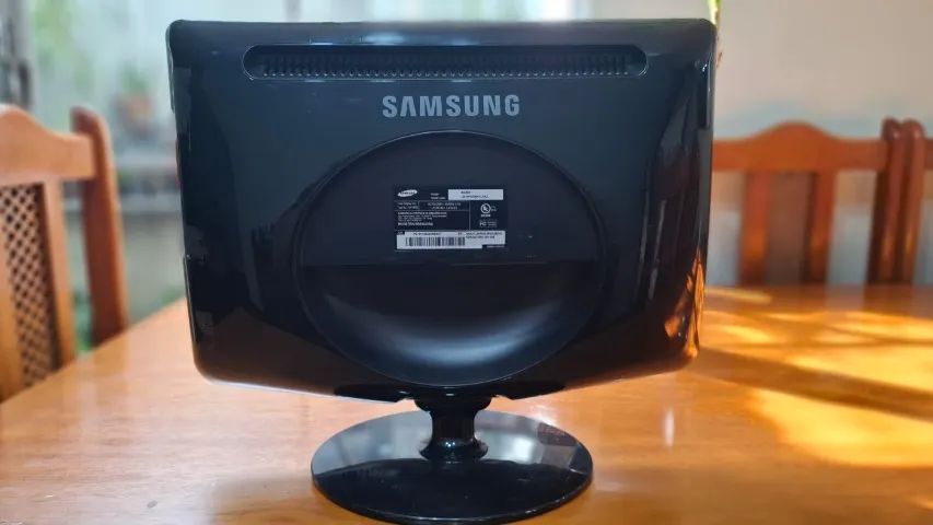 Monitor SanSung 19 - Foto 3