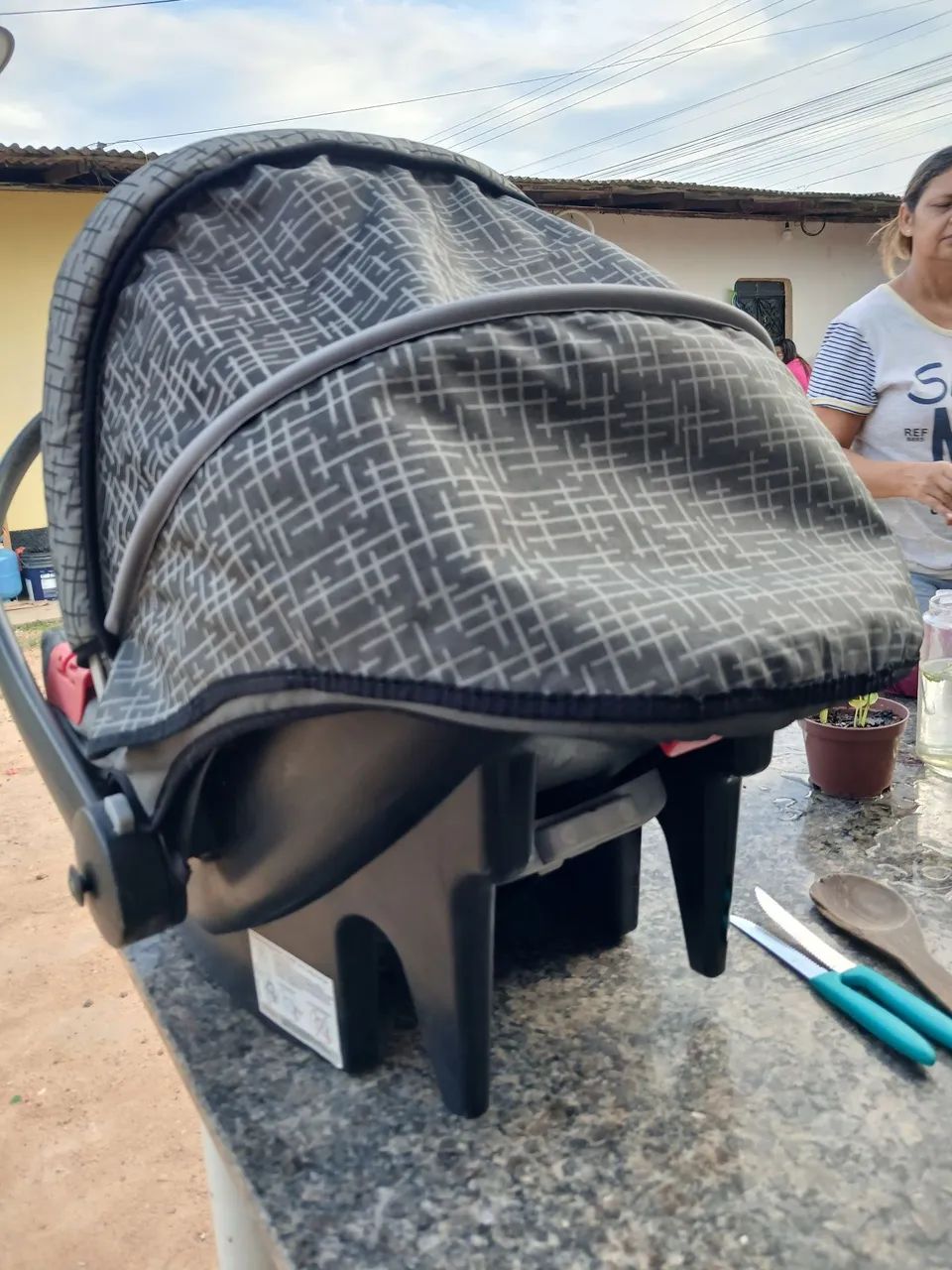 Vende-se cadeirinha de bebê  - Foto 4
