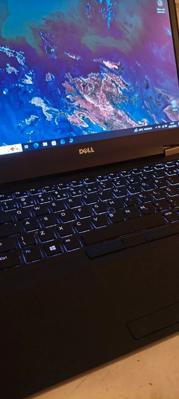 Notebook Dell Latitude E5470 / i5 / 8GB RAM / SSD 256GB / Teclado Retroiluminado