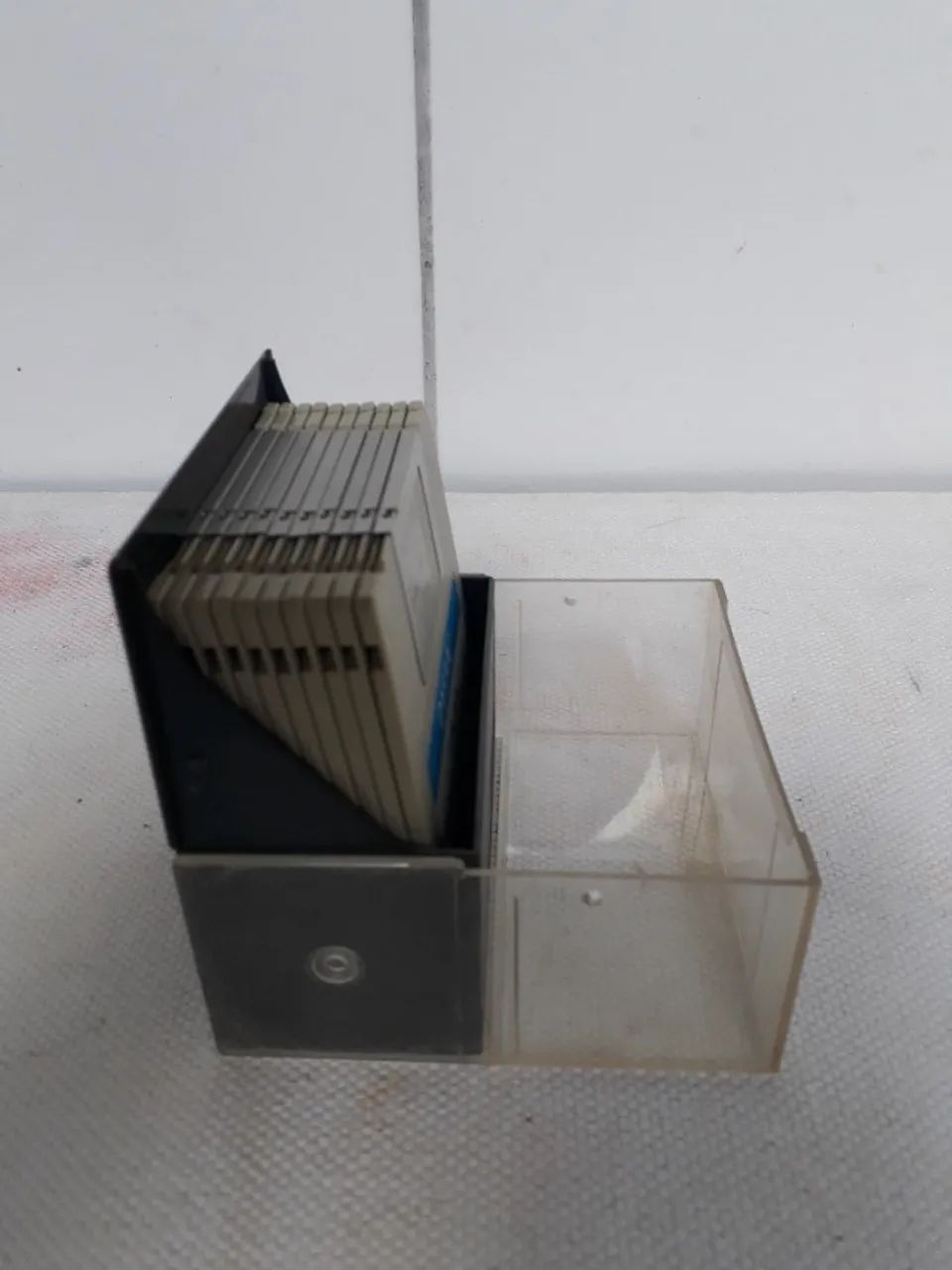 Box com Disquetes 1.4 MB - Foto 2