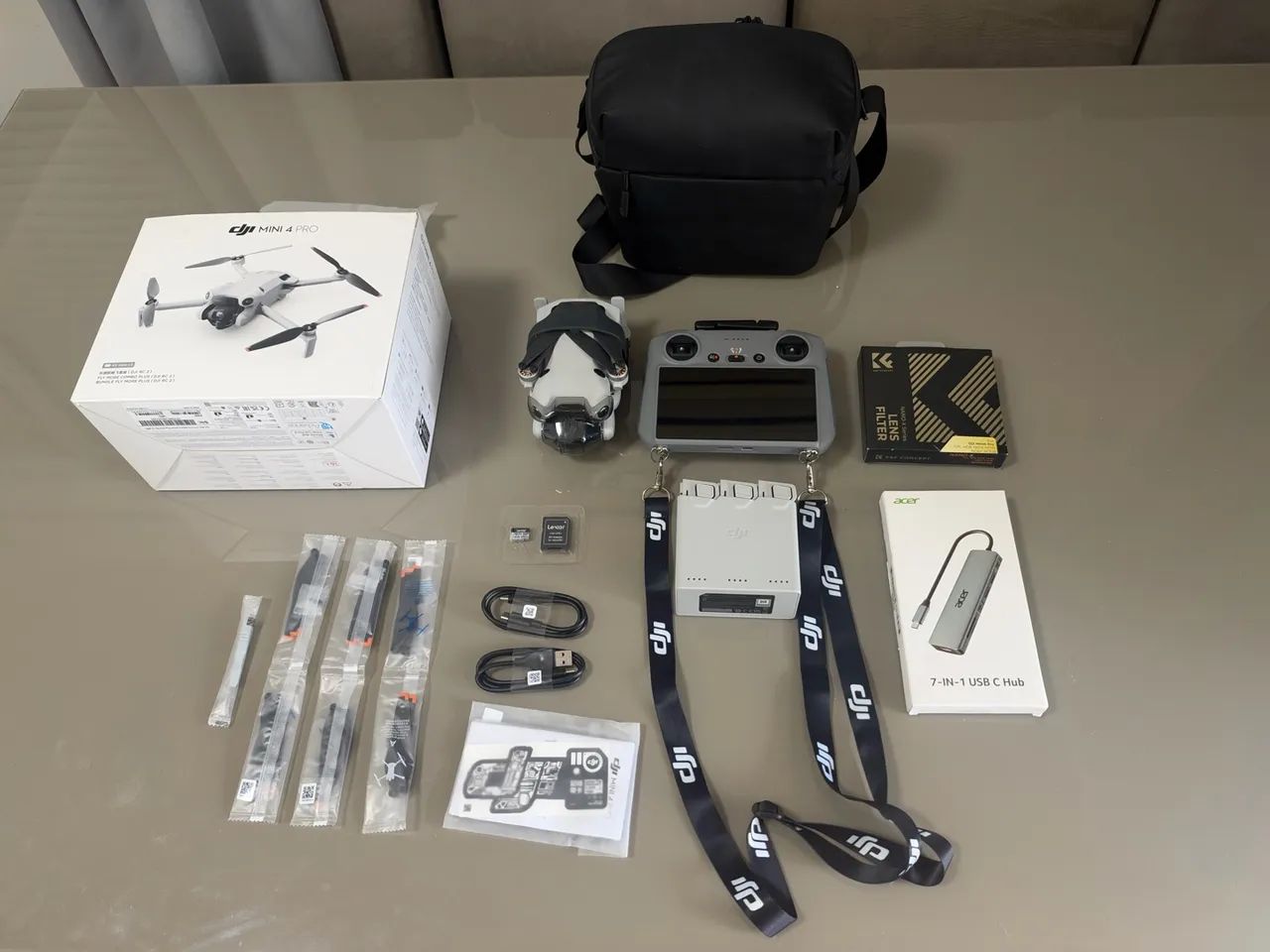 Drone DJI Mini 4 Pro Fly More Combo Plus - Pouquíssimo Uso + Acessórios