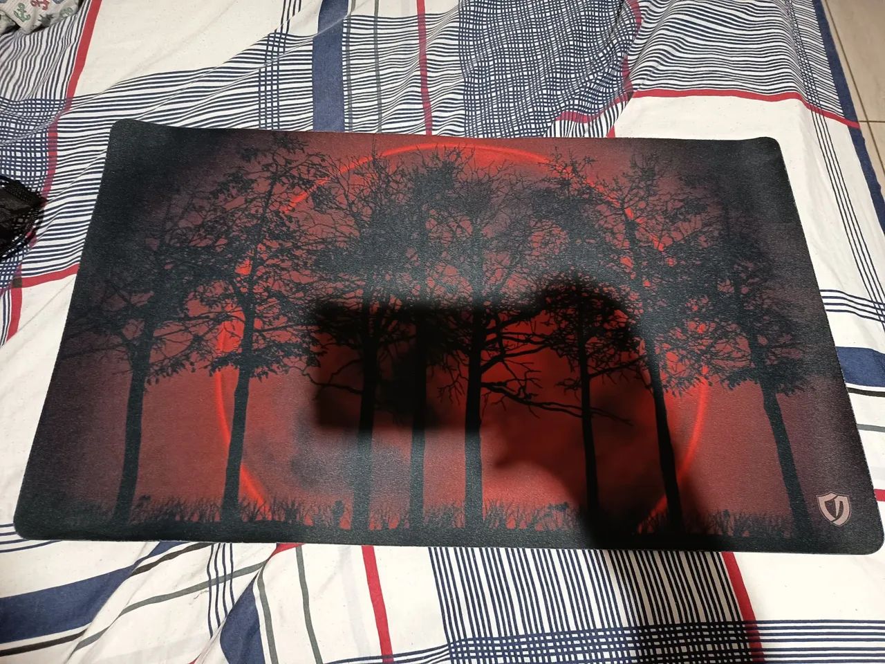 Playmat Central Lua Sangrenta