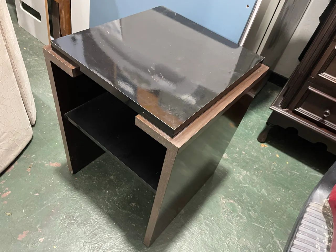Mesa de Cabeceira com 1 Prateleira - Foto 4