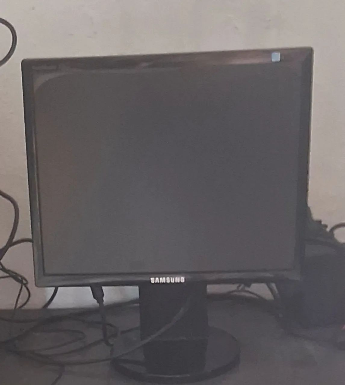 MONITOR 17 POLEGADAS  - Foto 2