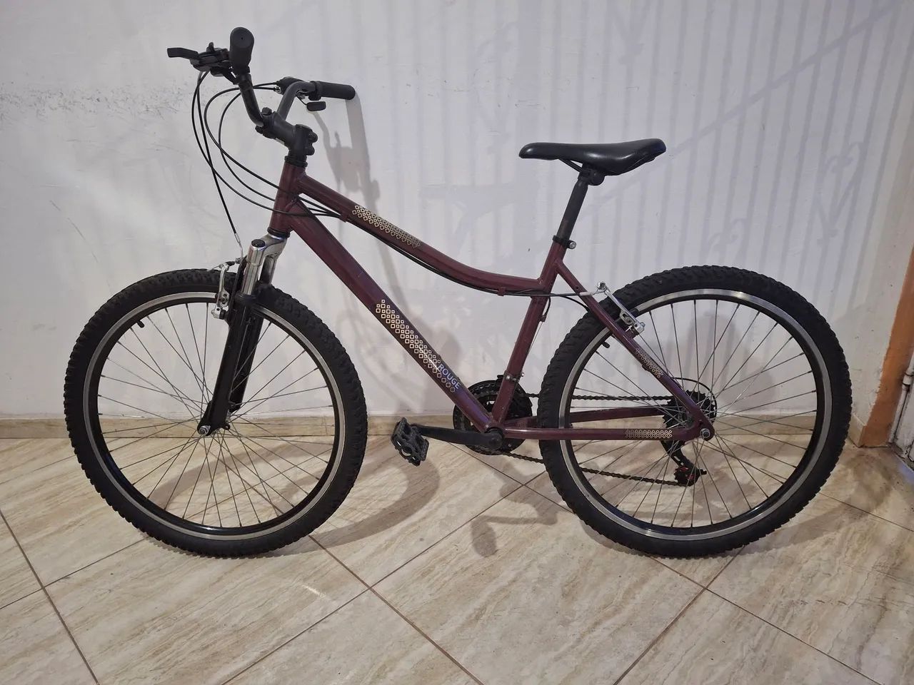 BIKE DE ALUMÍNIO ARO 26 SEMINOVA 