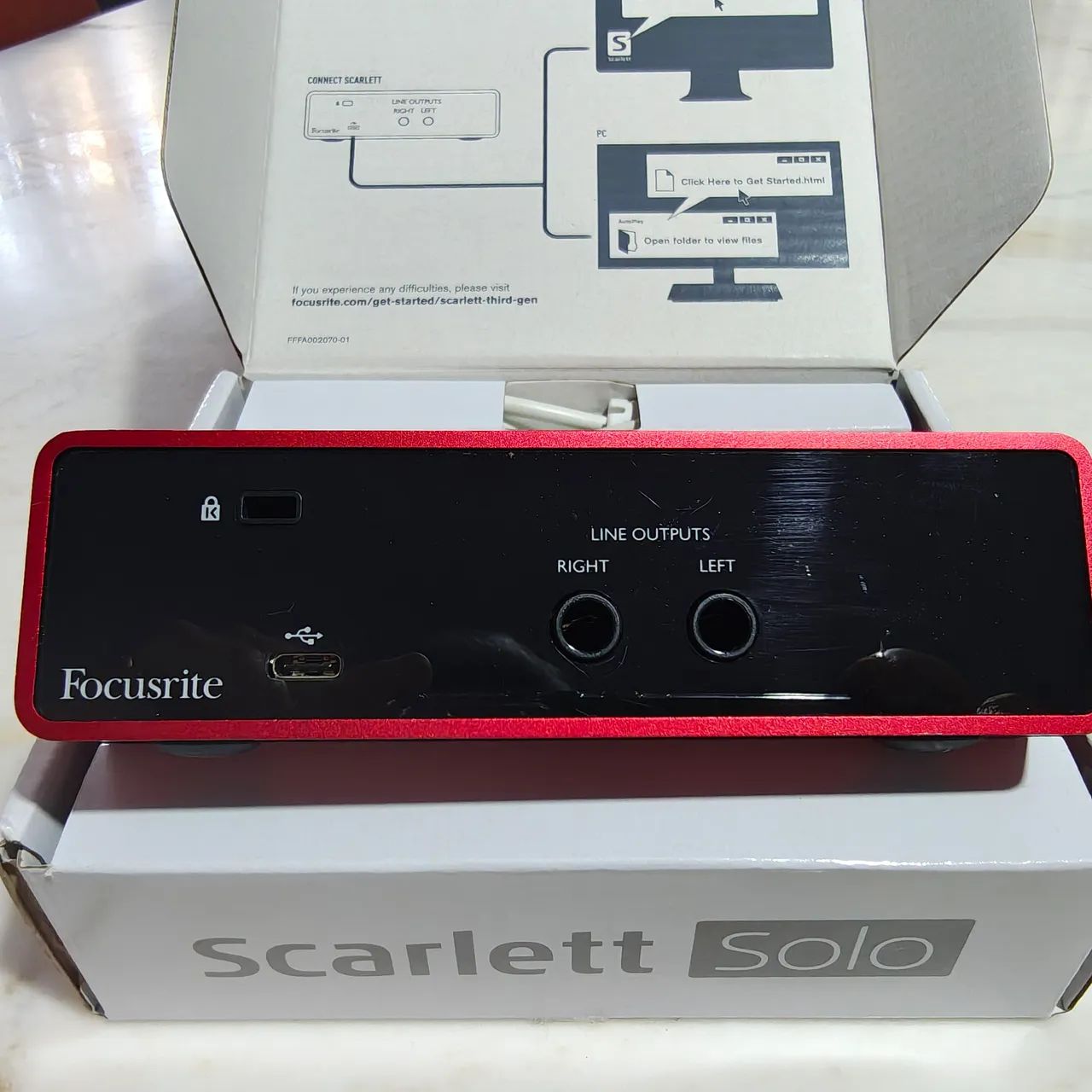 Focusrite Scarlett Solo 3ª Geração - Quase Nova + Caixa e Cabo