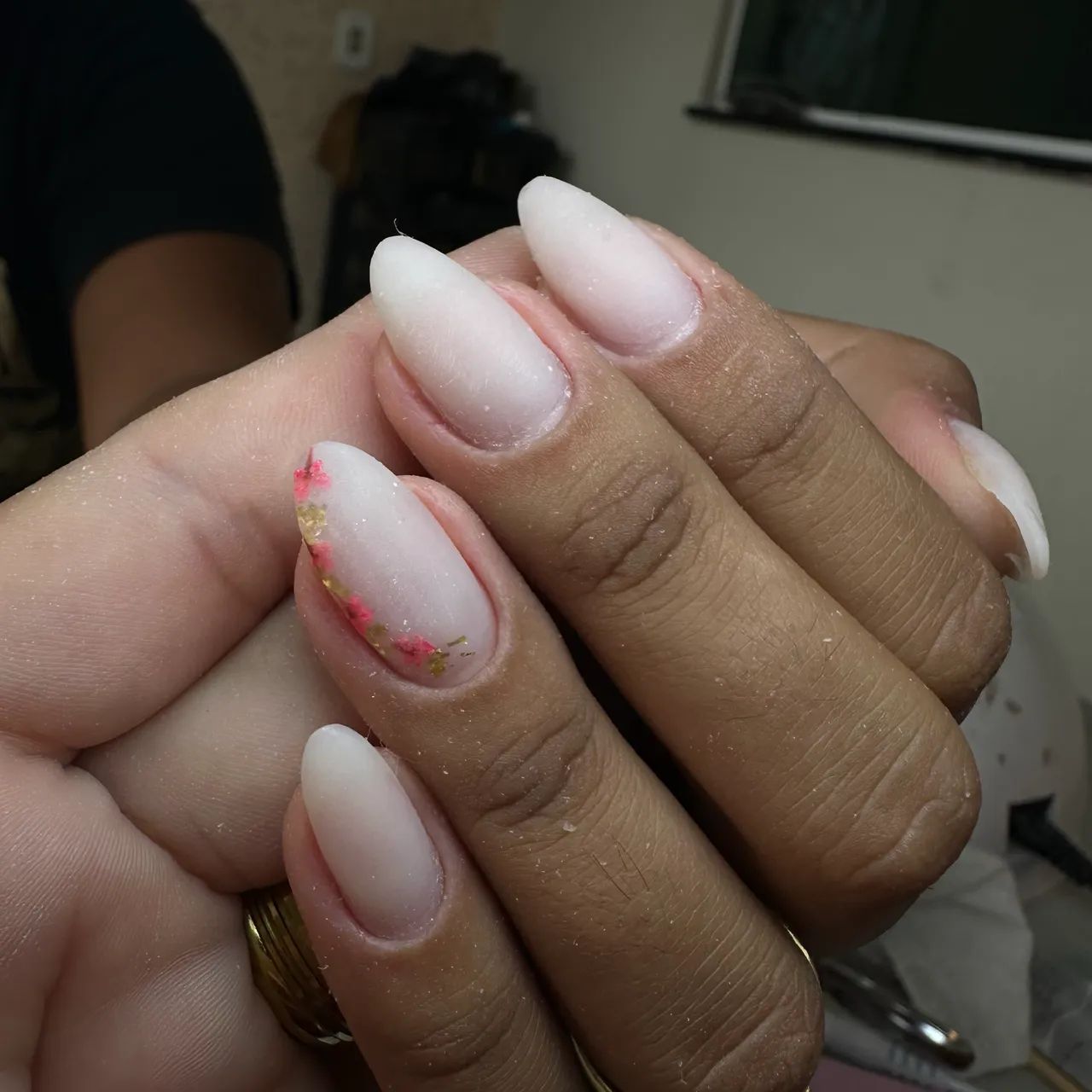 Unhas em gel - Foto 2