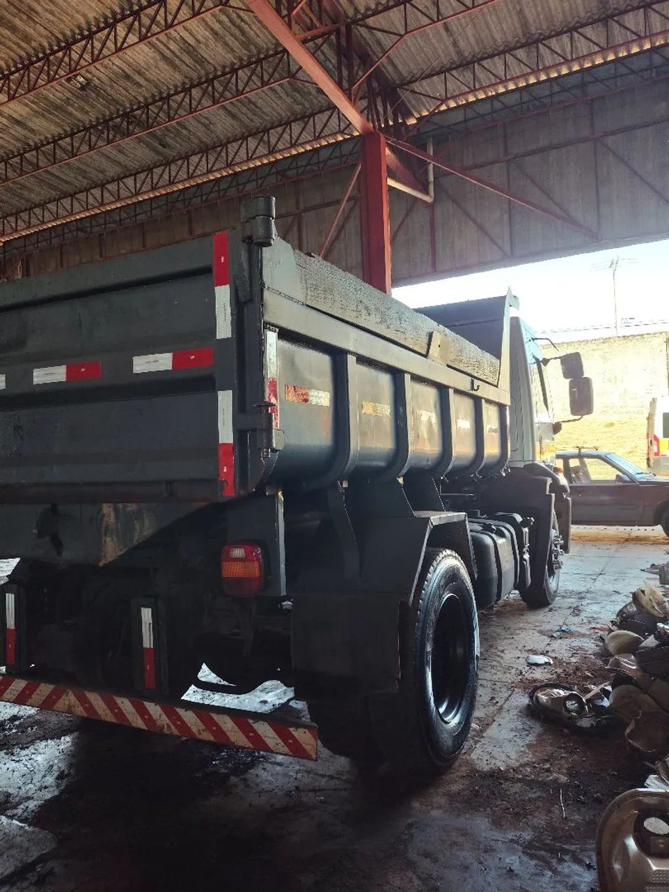 Ford Cargo 1319 Caçamba. - Foto 5