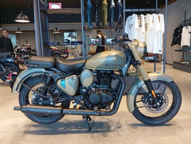 Royal Enfield Classic 350 Commando - 2026 ZERO KM   - Foto 5