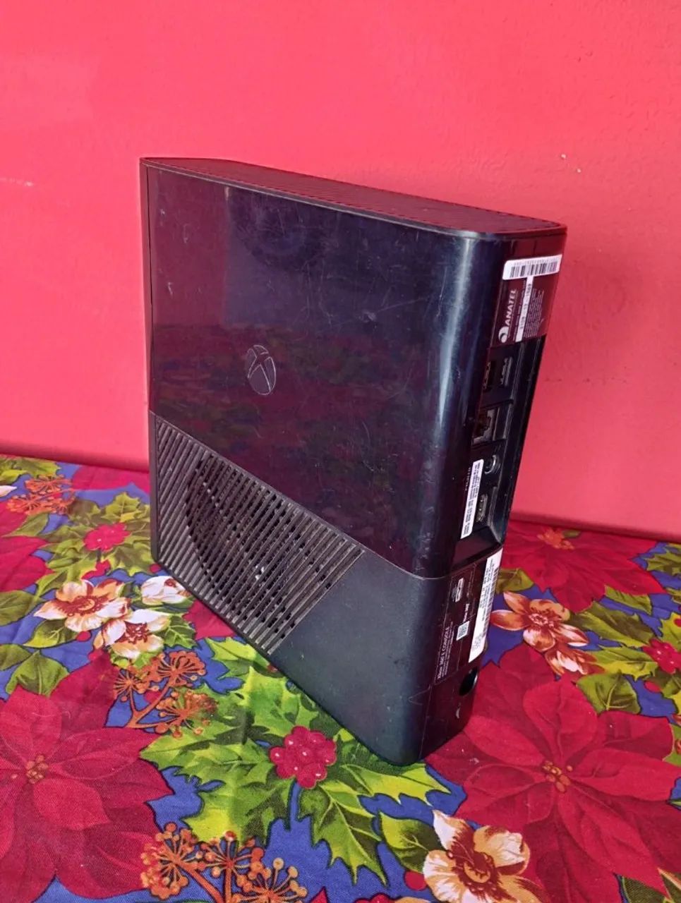 Xbox 360 E - Foto 4
