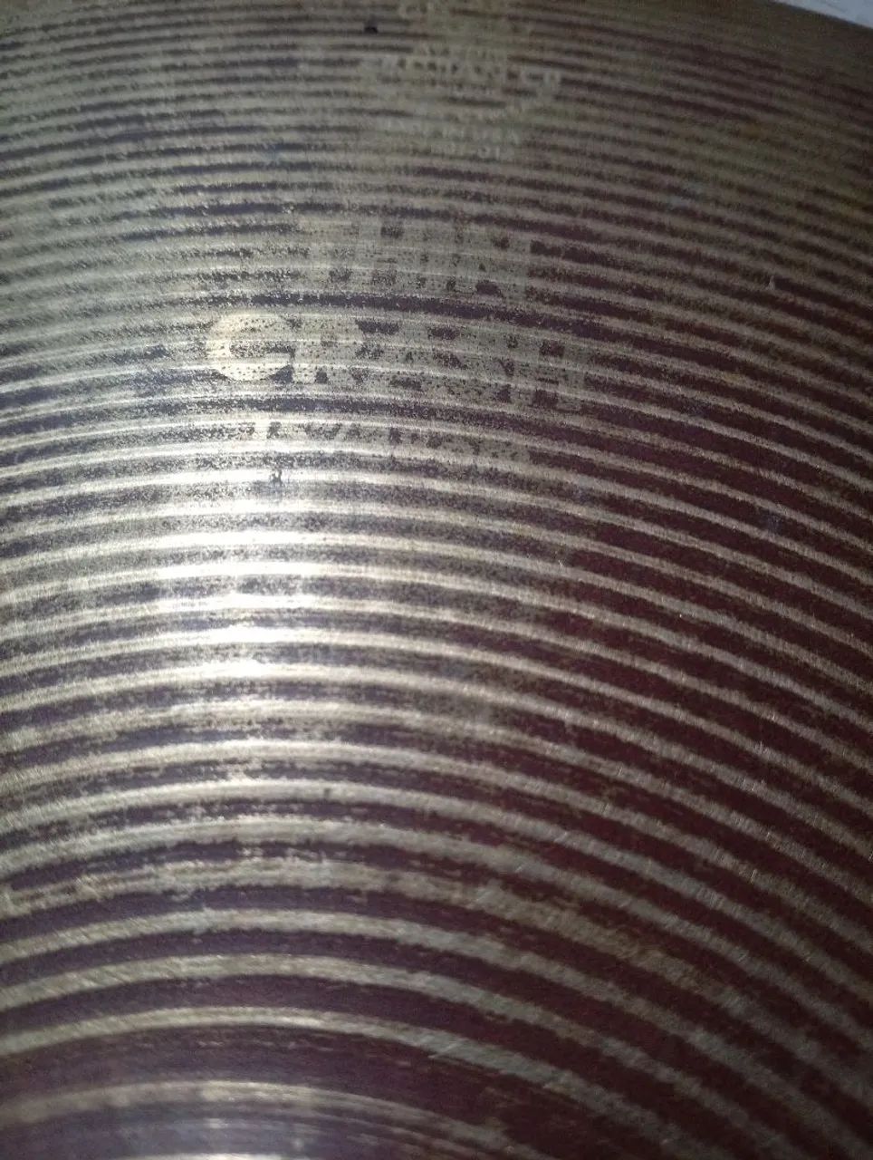 Thin crash zildjian avides