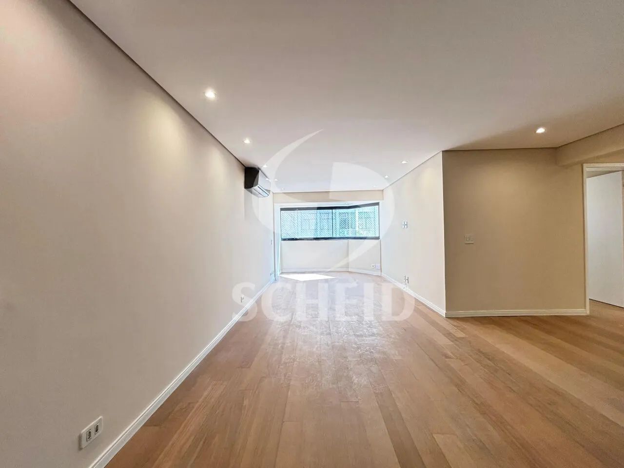 Apartamento a venda de 94,00m² útil, com 3 quartos e 2 vagas na Vila Olímpia !