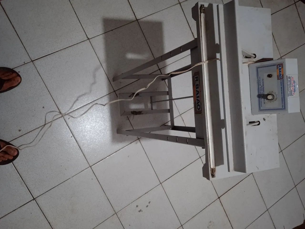Seladora de pedau a impulso 