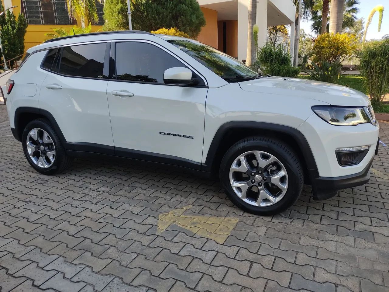 Jeep Compass Longitude 2.0 4X2 Flex 16V Aut. 2019 - Foto 5