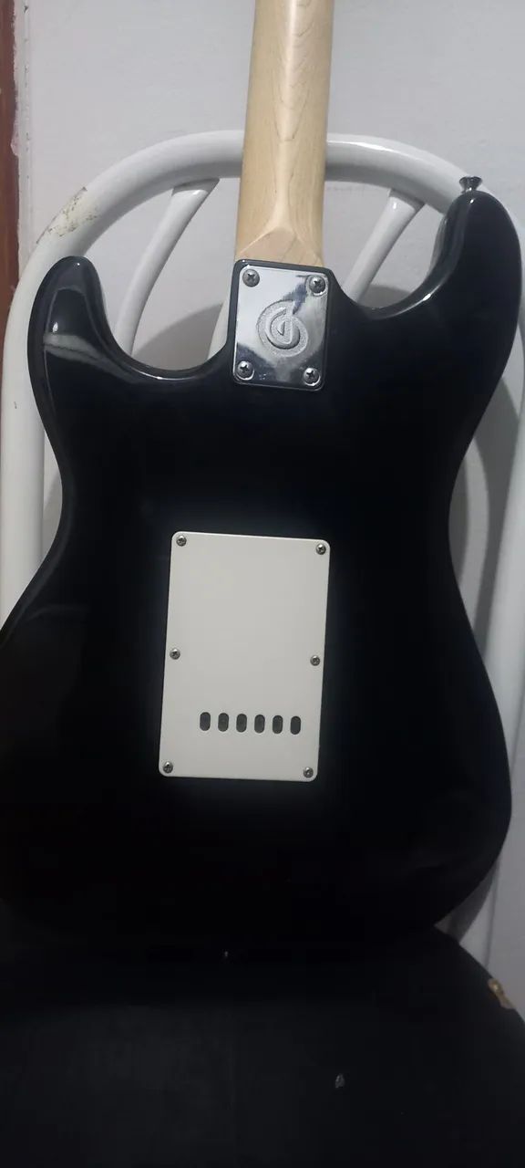 Guitarra Gianini Standard Series + Amplificador e Capa - Foto 4