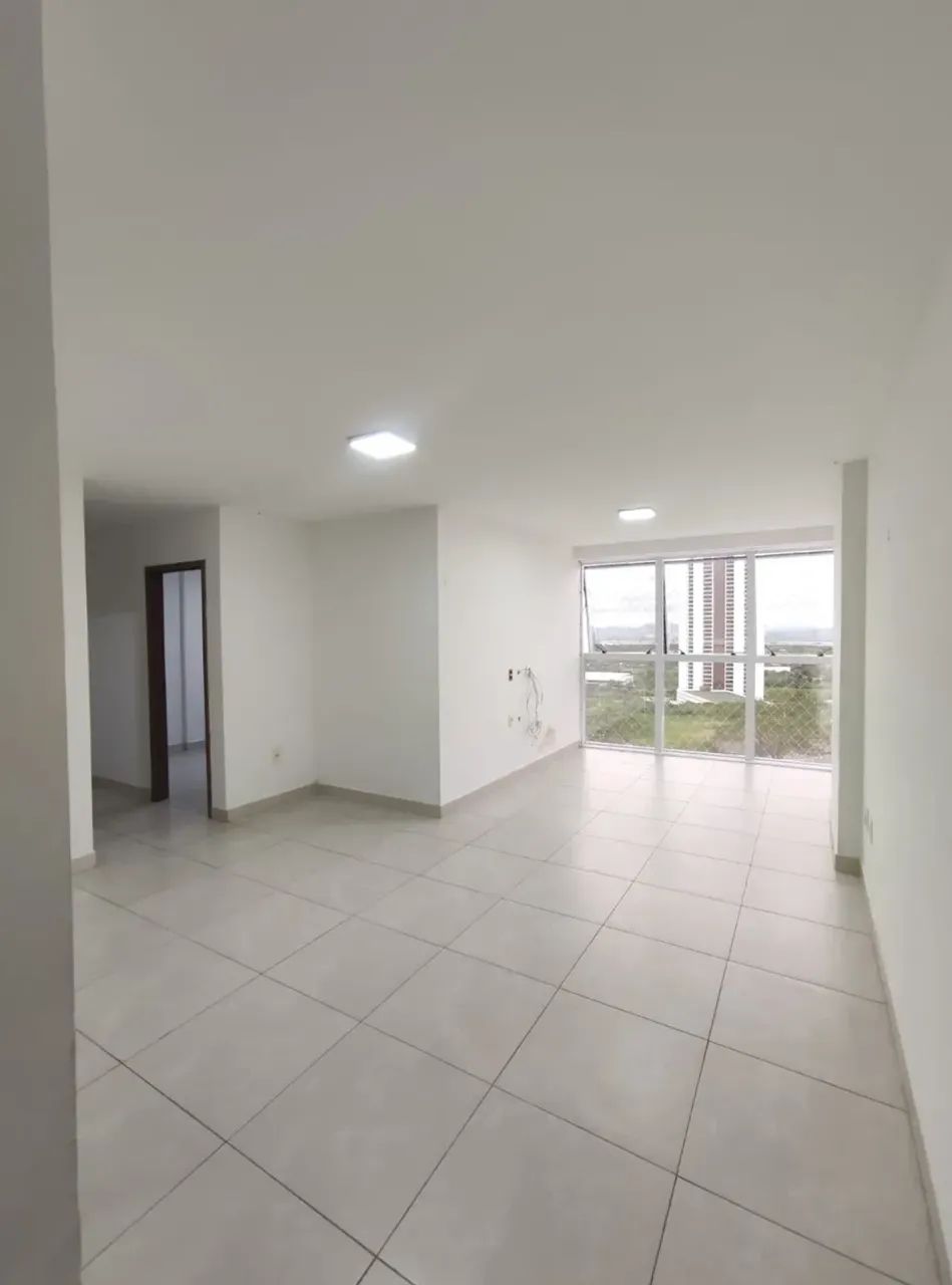 Alugo apartamento com 4/4 no mirante