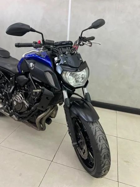 YAMAHA MT07 ABS 2024 - Foto 2
