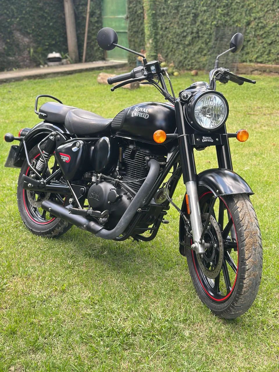 Classic 350 Dark estado de ZERO!