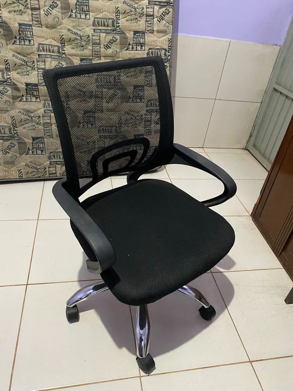 Cadeira de escritório  - Foto 2