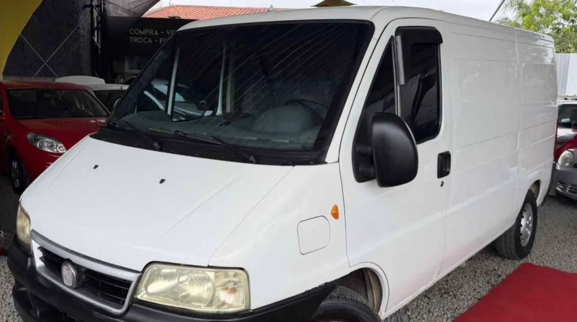 Van/Viajes/fretes/transportes