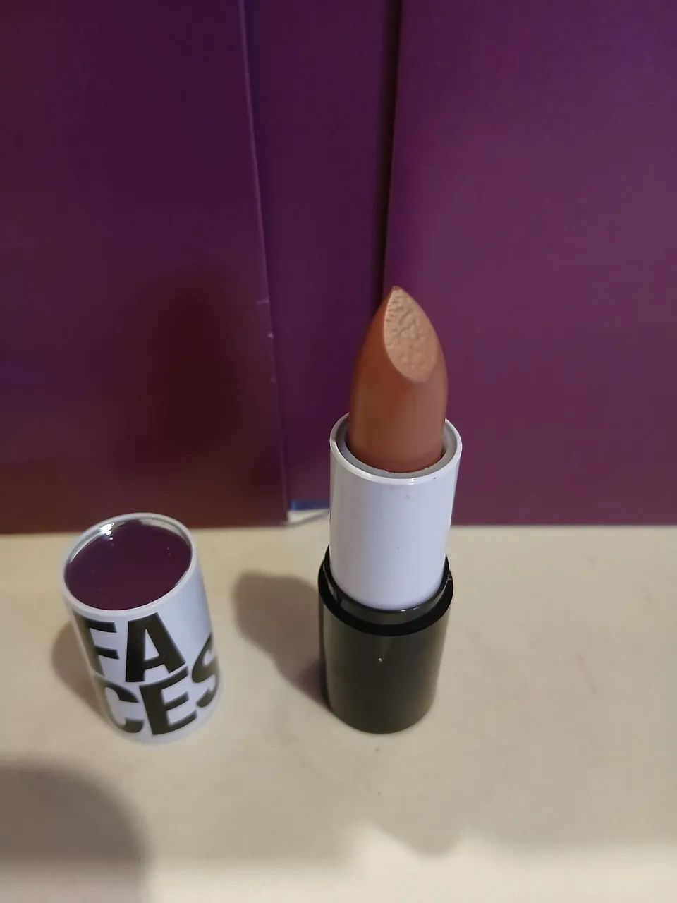 Batom cremoso Multimix Faces Natura - cor Nude
