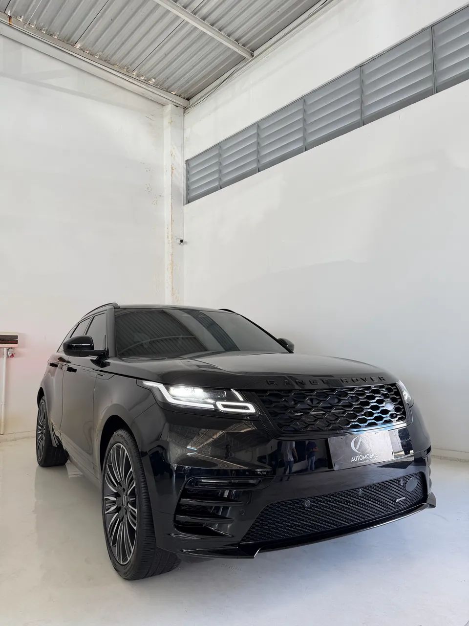 Land Rover Range Rover Range R. Vel. R-DYN HSE 3.0 PH6 4X4 AUT 2023