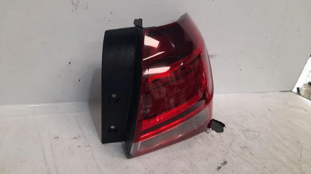 Lanterna traseira direita Cobalt 2016 2018 2018 2019 2020 Original - Foto 2