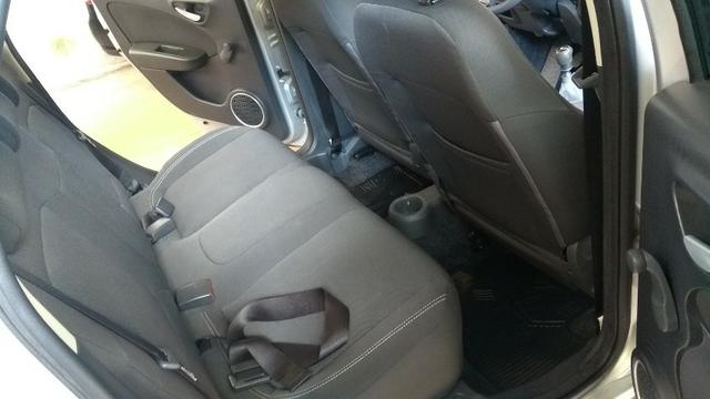 Fiat / Gran siena attractive 1.4 17/17 4p completo - Foto 8