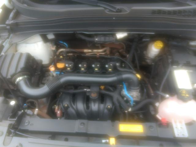 Vendo Jeep Renegade 17/18 aut - Foto 4