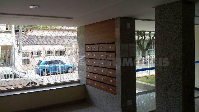 Amplo 02 Qtos em Bairro de Lourdes- Oportunidade.