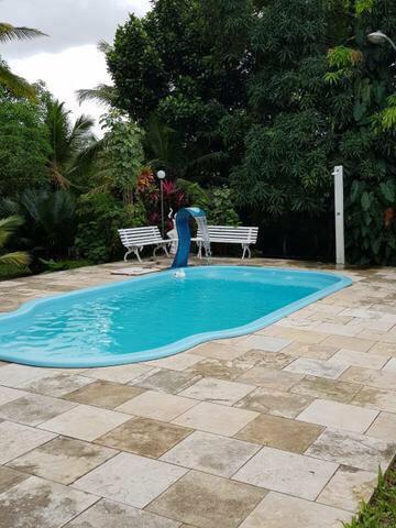Alugo sítio no turu próx ao lê baron/850